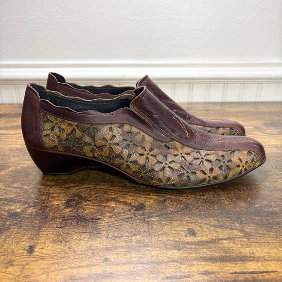 Pikolinos Size EU 41 US 10-10.5 Loafer Shoe Romana Leather Flower Laser Cut - Picture 1 of 14